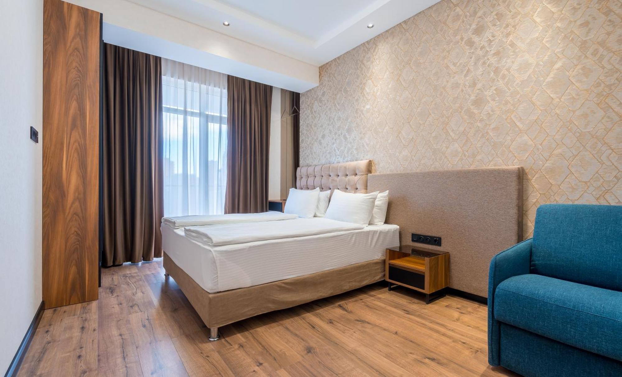 Olympus Hotel By Umbrella Tbilisi Exterior foto
