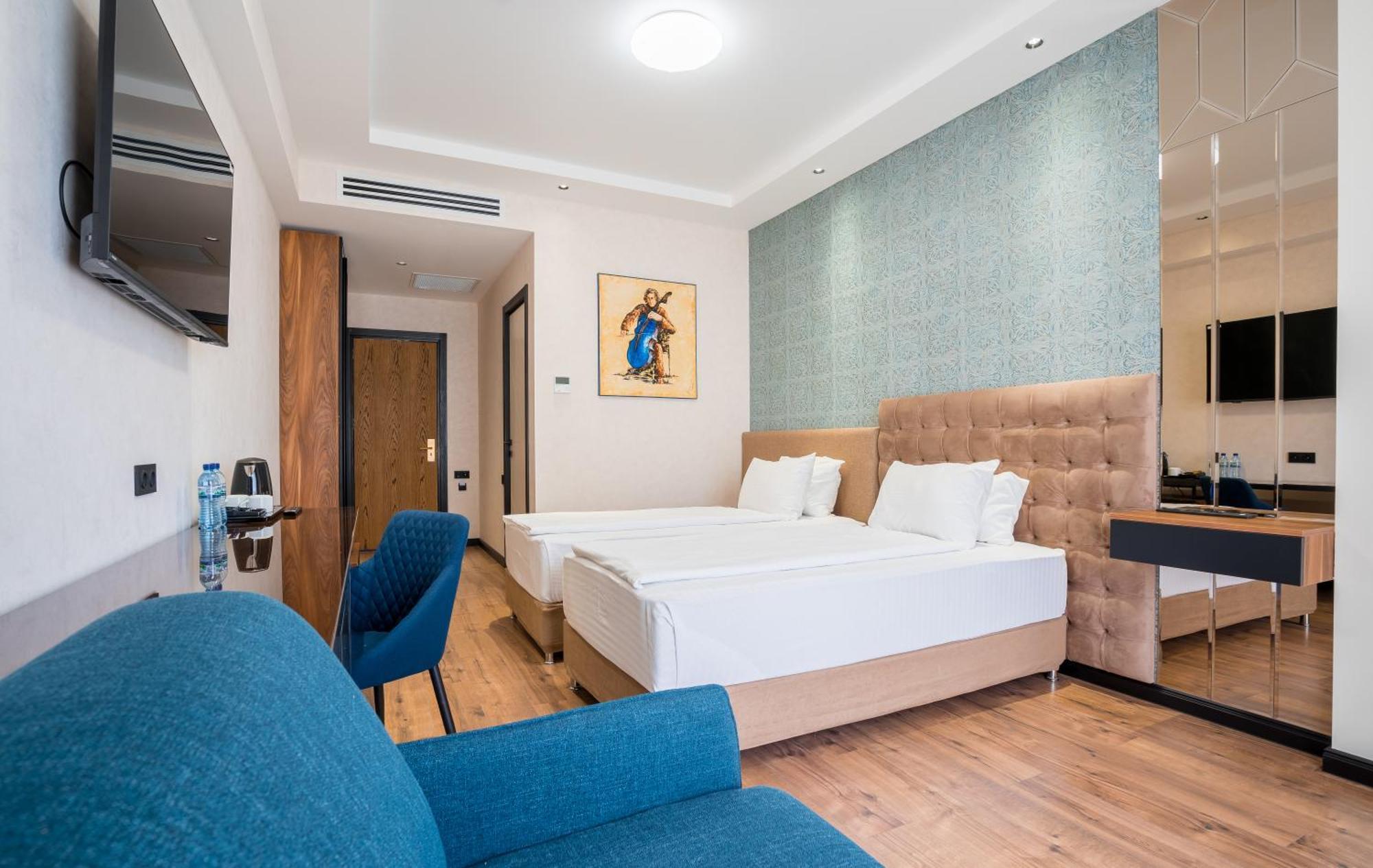 Olympus Hotel By Umbrella Tbilisi Exterior foto