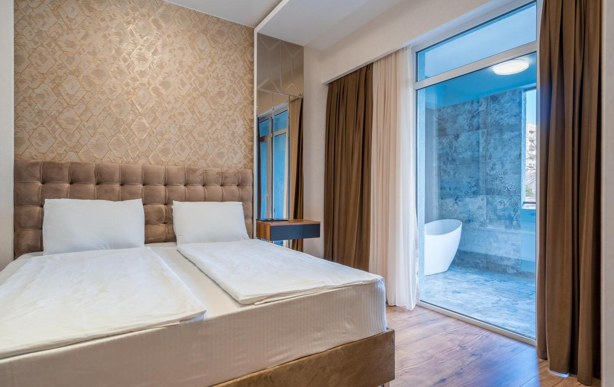 Olympus Hotel By Umbrella Tbilisi Exterior foto